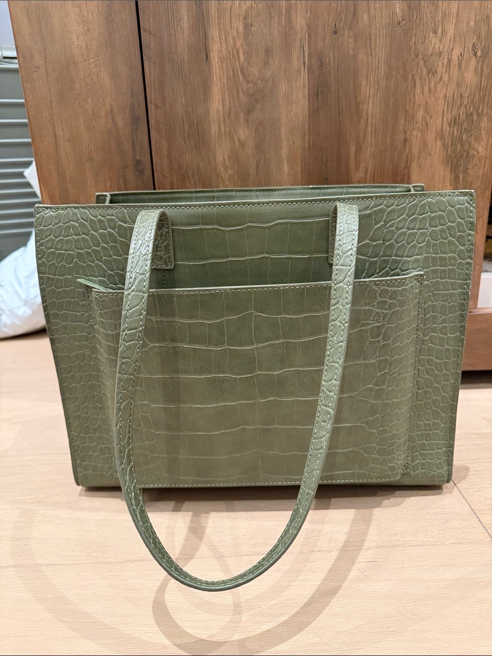 BEIS Olive Croc-Embossed Structured Tote - Picture 3 of 3